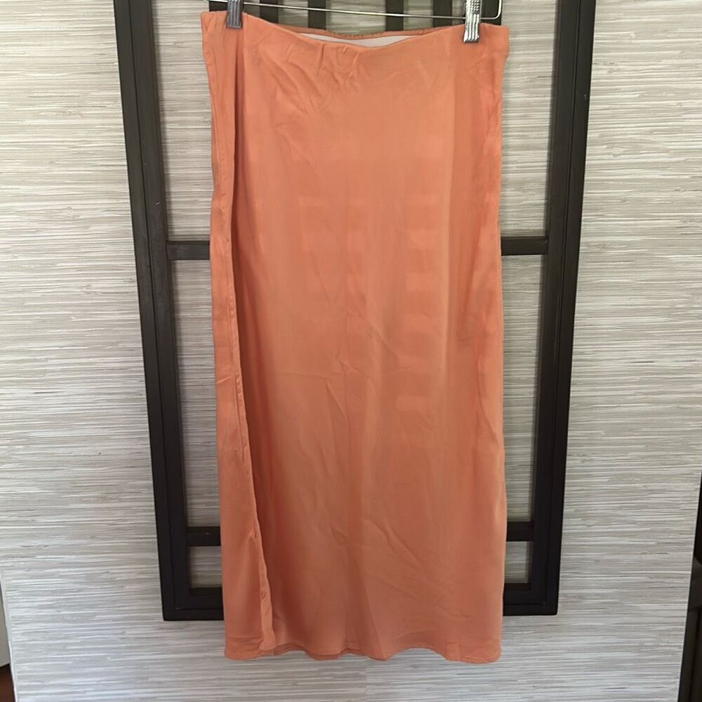 Anthropologie peach silky straight skirt size M